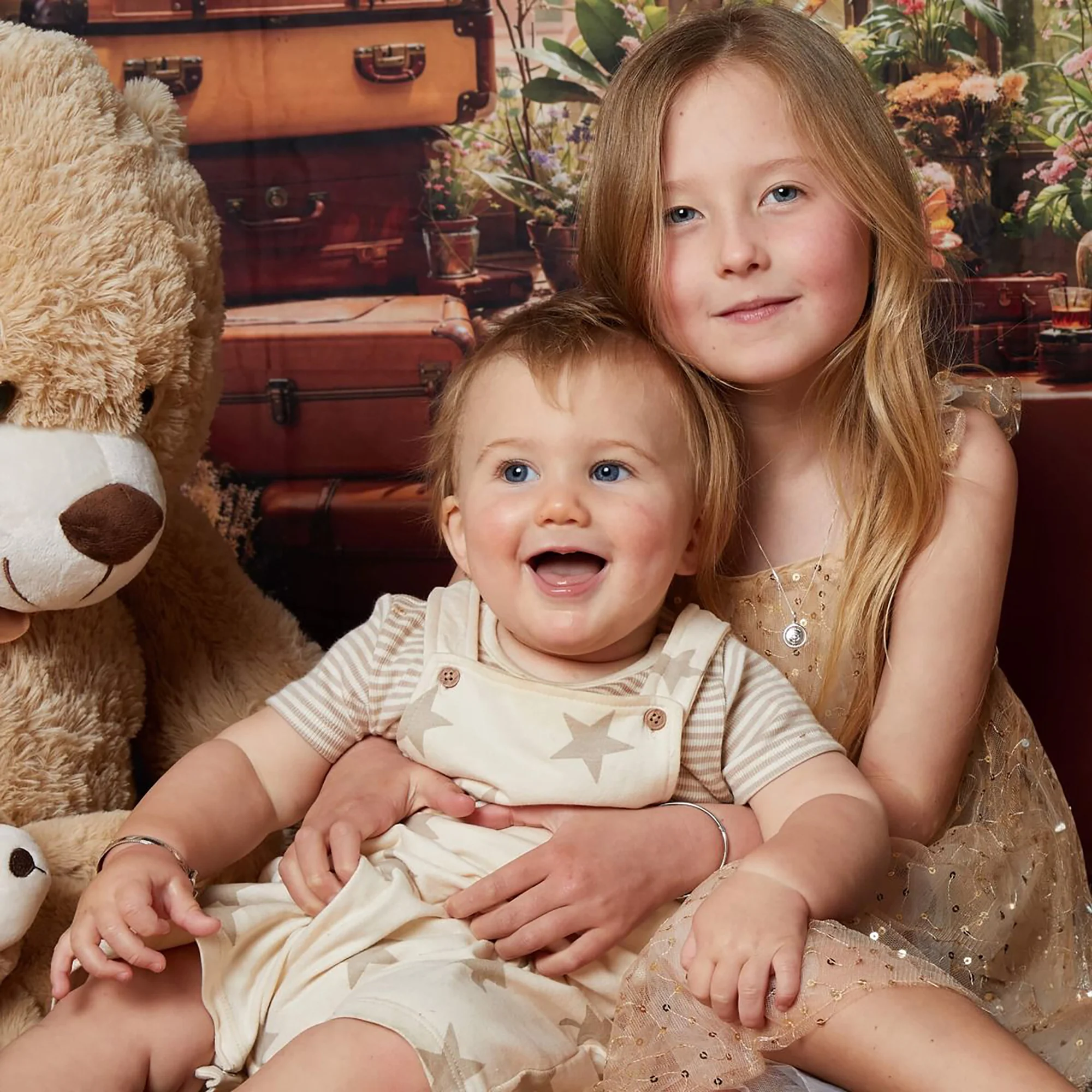 D for Diamond Child's Millegrain Edge Small Expanding Bangle - Image 3